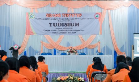 Yudisium Program studi S1 Gizi dan D3 Perekam dan Informasi Kesehatan STIKES Husada Borneo Banjarbaru 2022/2023