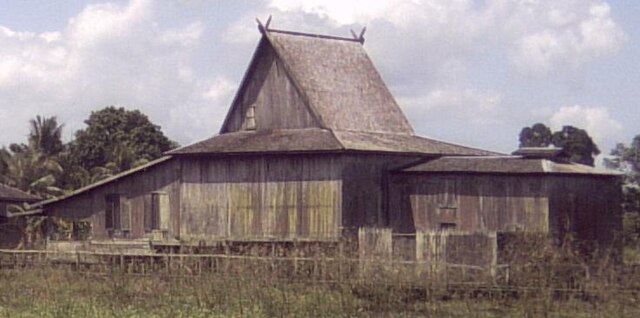 Rumah Adat Kalimantan Selatan