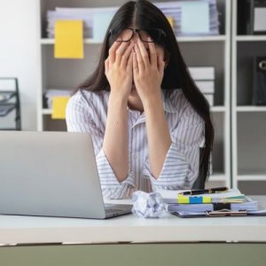 Hubungan Faktor Stress dengan Pola Makan Harian