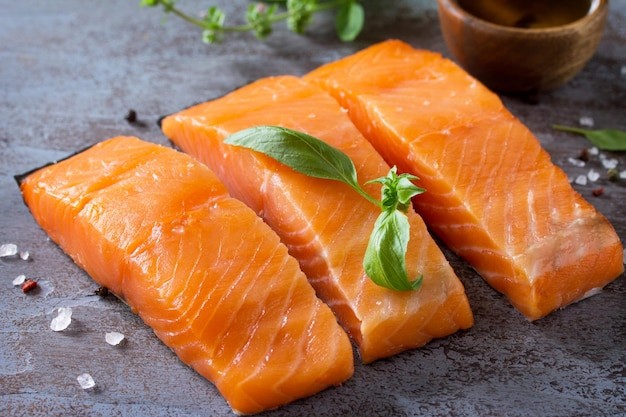 Olahan ikan salmon untuk makanan sehat.