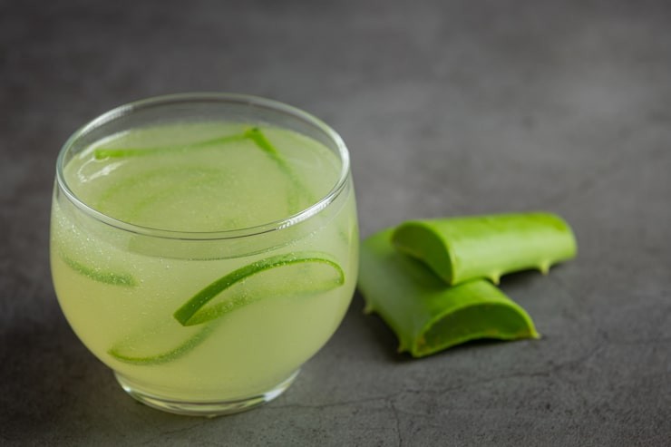 Salah satu minuman dengan bahan daun pandan.