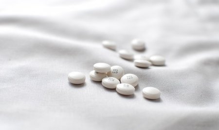 Pil KB Membuat Berat Badan Naik? Ini Fakta Medisnya