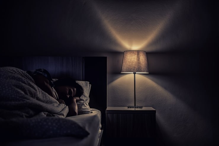 Tidur dalam gelap dapat mengatasi masalah kurang tidur.