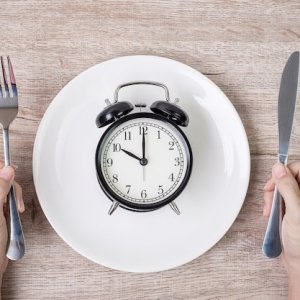 Tips Puasa Ramadhan 2026 Bagi Penderita Hipertensi