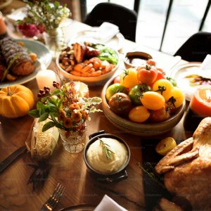 Tips Mengontrol Nafsu Makan Saat Berbuka