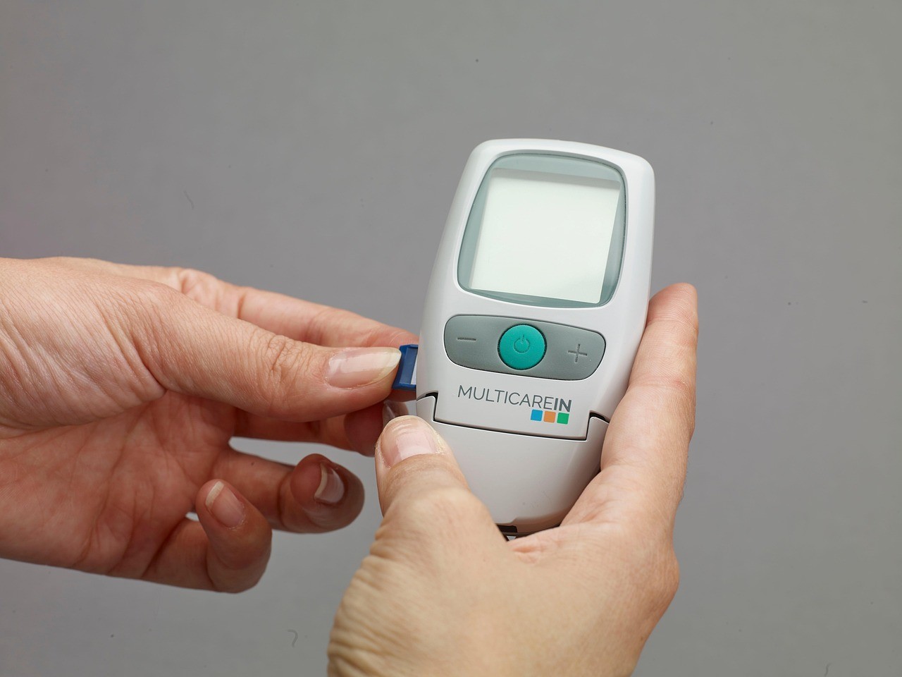 Alat untuk cek kolesterol normal wanita.