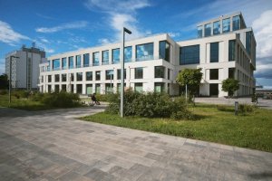 Ilustrasi gedung STIKes Kalimantan Terbaik.