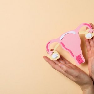 Rahim Terbalik? Inilah Penyebab, Gejala, dan Penanganannya