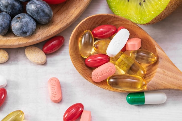 Berbagai vitamin untuk menjaga imun tubuh.