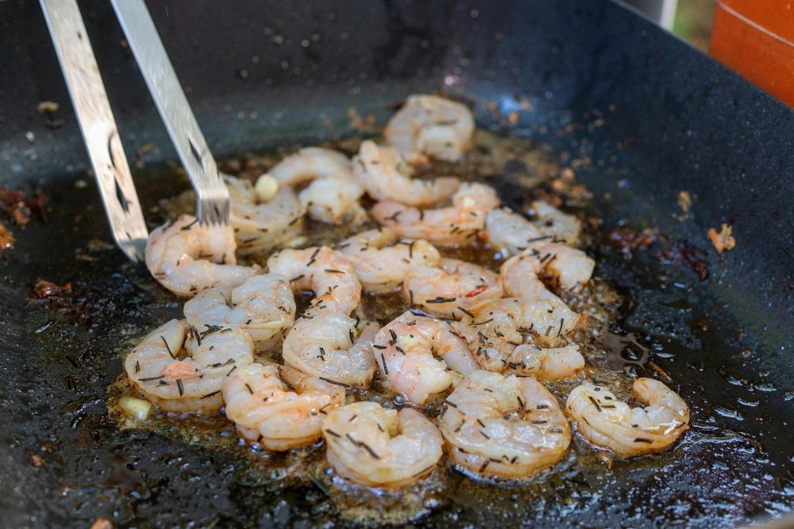 Memasak dan memahami manfaat udang.